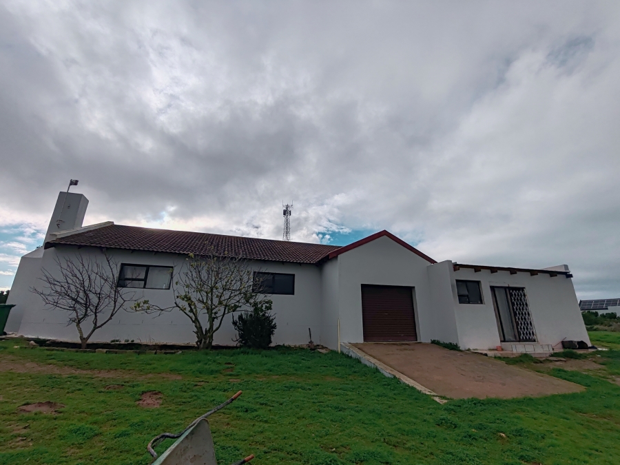 3 Bedroom Property for Sale in Hoogland Western Cape